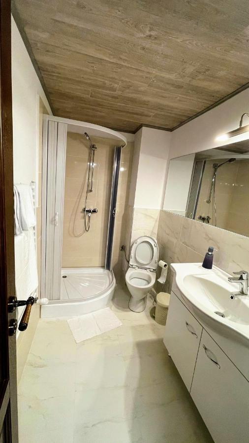 Royal Bucovina Residence Adults Only-Self Check-In Câmpulung Moldovenesc Exterior foto