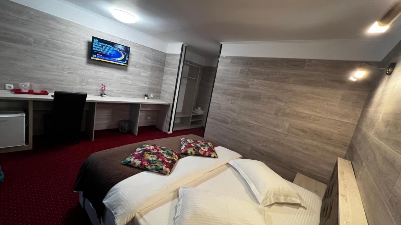 Royal Bucovina Residence Adults Only-Self Check-In Câmpulung Moldovenesc Exterior foto