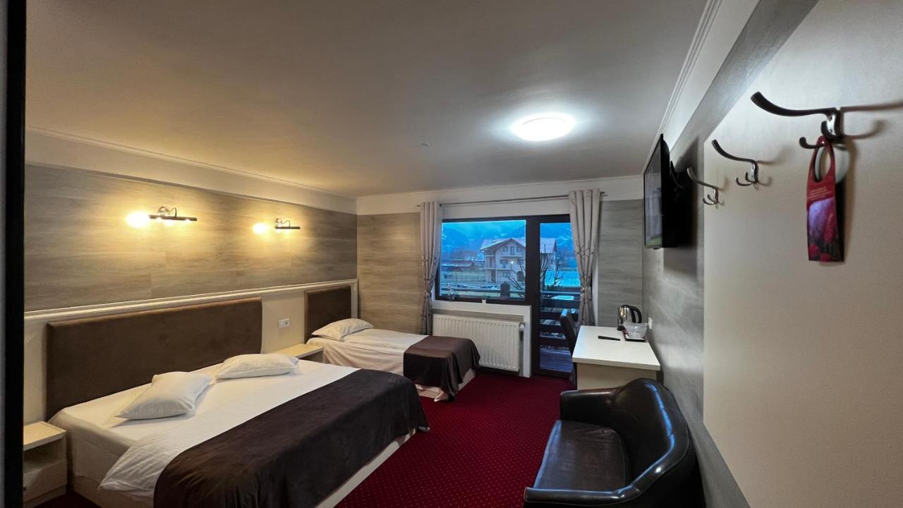 Royal Bucovina Residence Adults Only-Self Check-In Câmpulung Moldovenesc Exterior foto