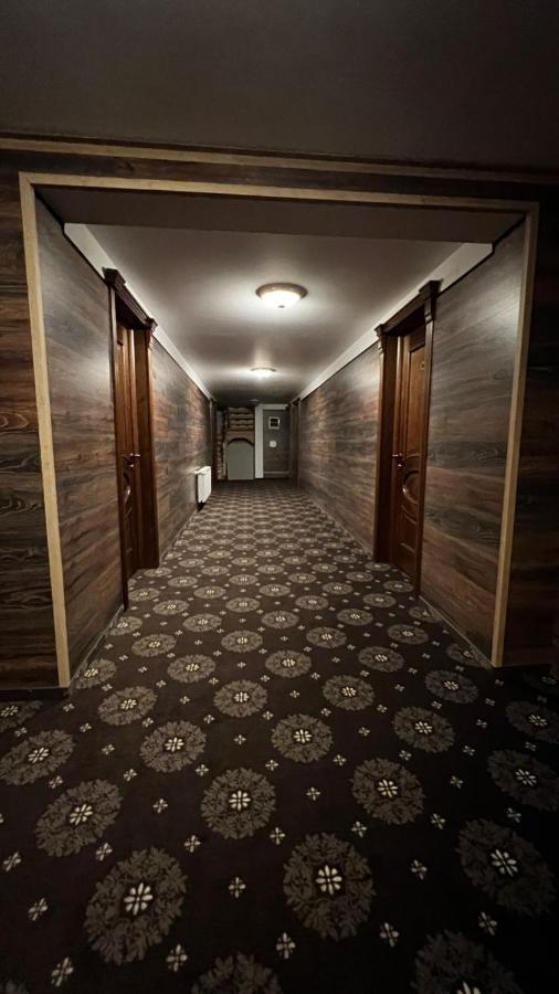 Royal Bucovina Residence Adults Only-Self Check-In Câmpulung Moldovenesc Exterior foto